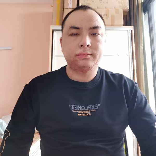 33岁岁四川单身帅哥 - 泸州吉缘网