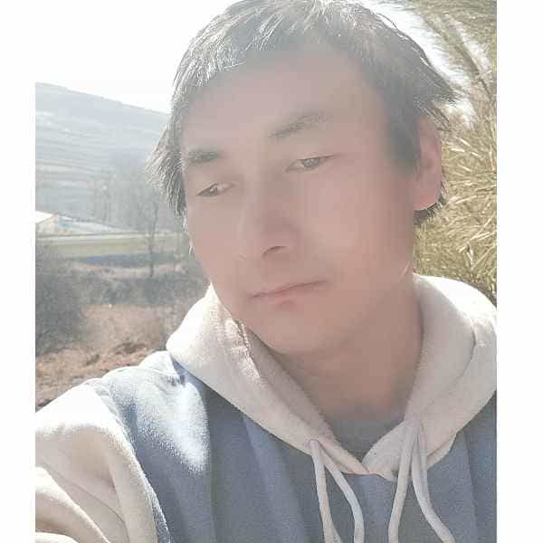42岁岁甘肃单身帅哥 - 泸州吉缘网
