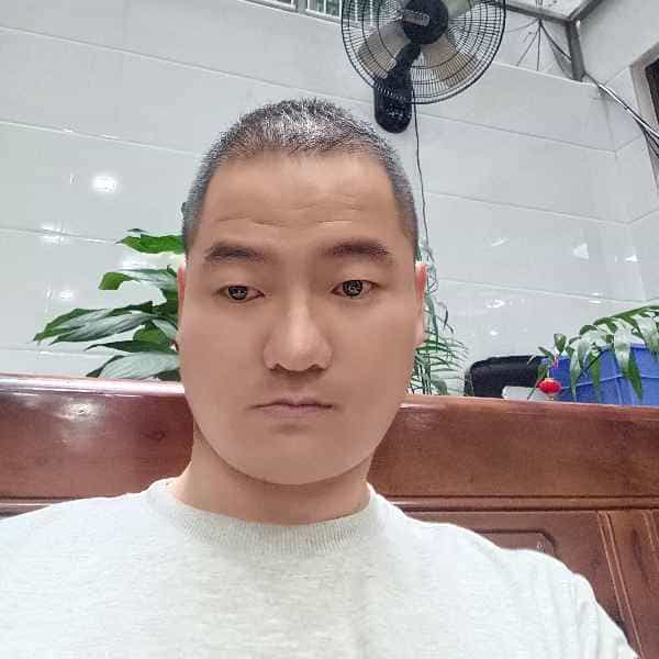 37岁岁福建单身帅哥 - 泸州吉缘网