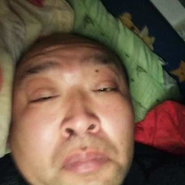 35岁岁湖北单身帅哥 - 泸州吉缘网