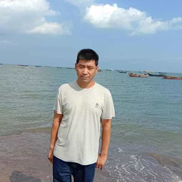 44岁岁辽宁单身帅哥 - 泸州吉缘网