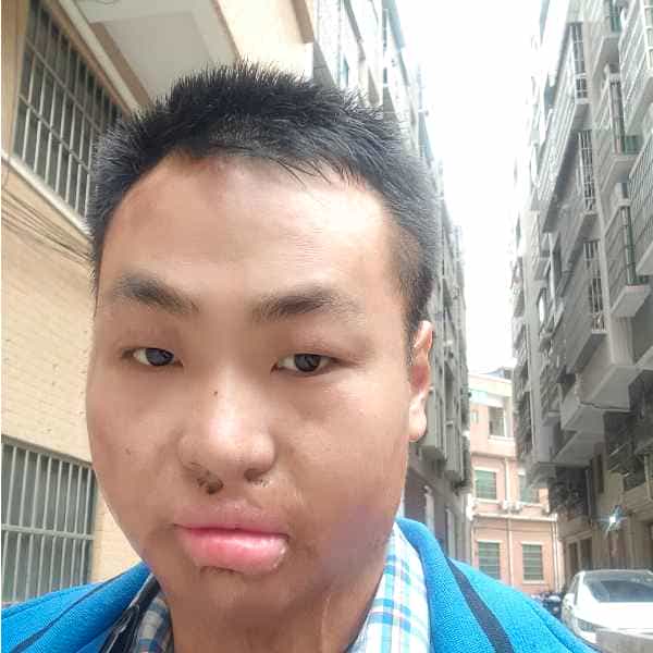 33岁岁湖北单身帅哥 - 泸州吉缘网