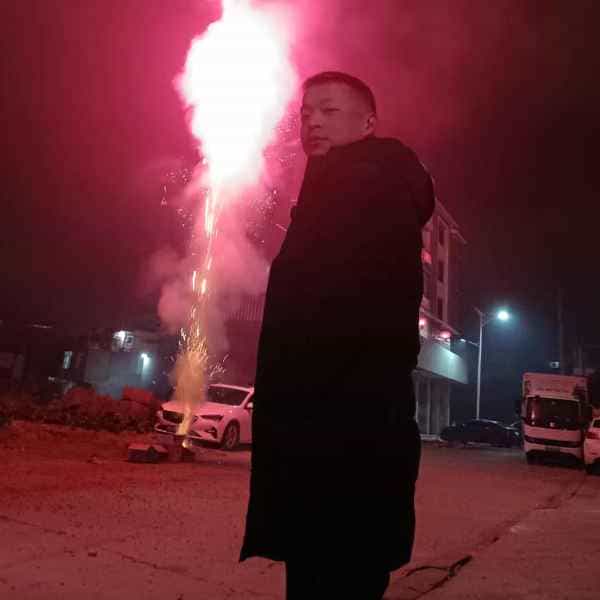 38岁岁四川单身帅哥 - 泸州吉缘网
