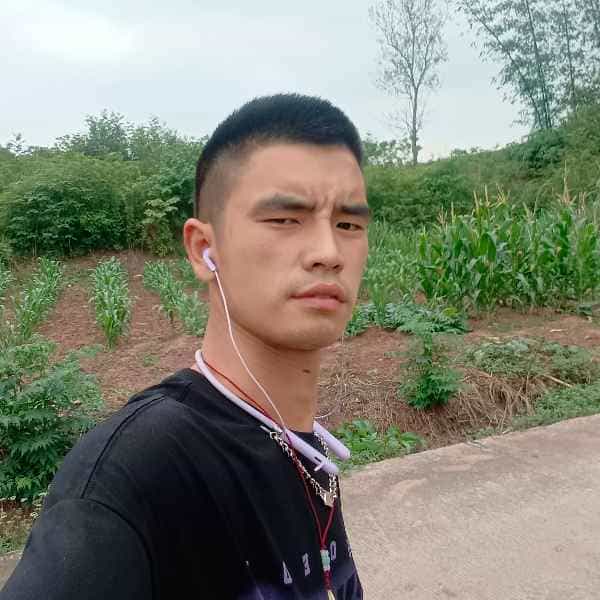 35岁岁四川单身帅哥 - 泸州吉缘网