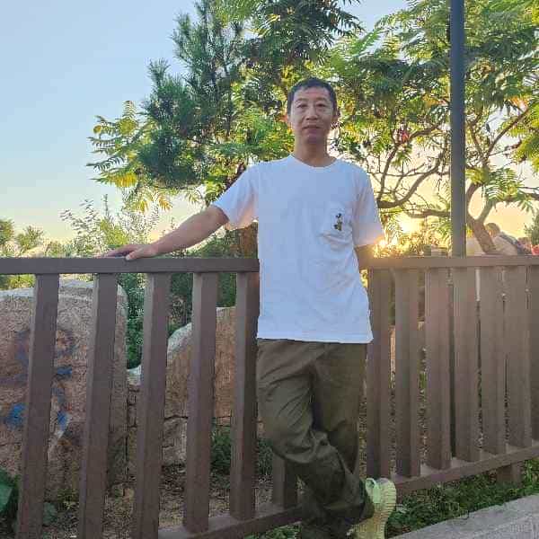 47岁岁辽宁单身帅哥 - 泸州吉缘网