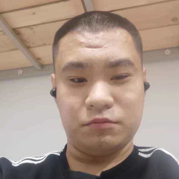 25岁岁山东单身帅哥 - 泸州吉缘网