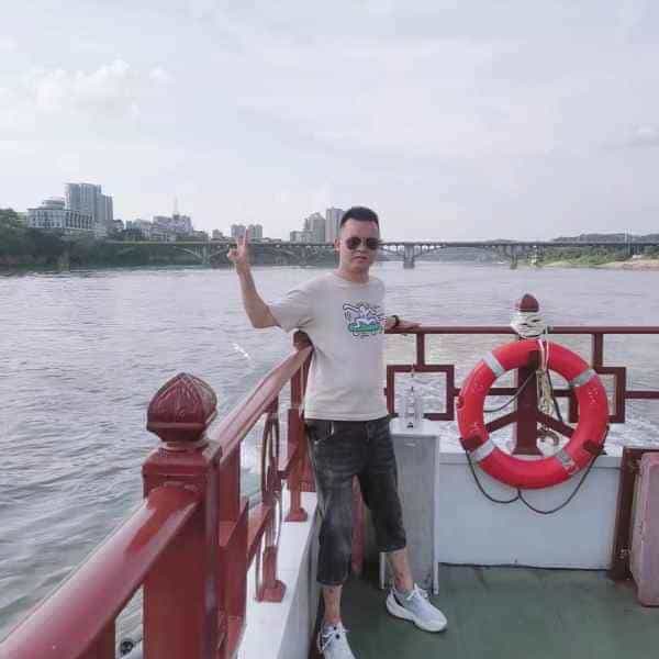 29岁岁四川单身帅哥 - 泸州吉缘网