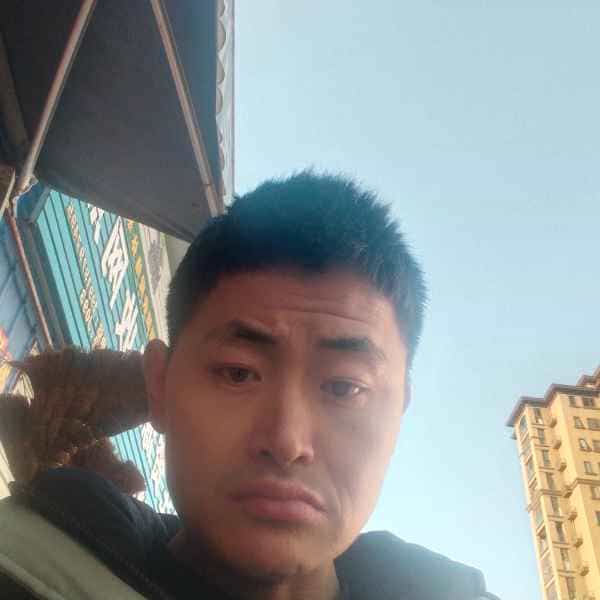38岁岁湖北单身帅哥 - 泸州吉缘网