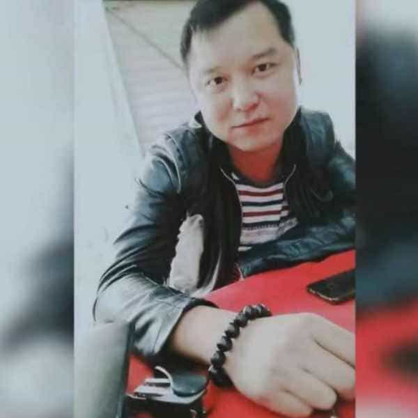 40岁岁湖南单身帅哥 - 泸州吉缘网