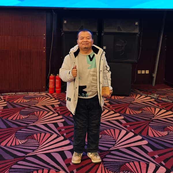 40岁岁辽宁单身帅哥 - 泸州吉缘网