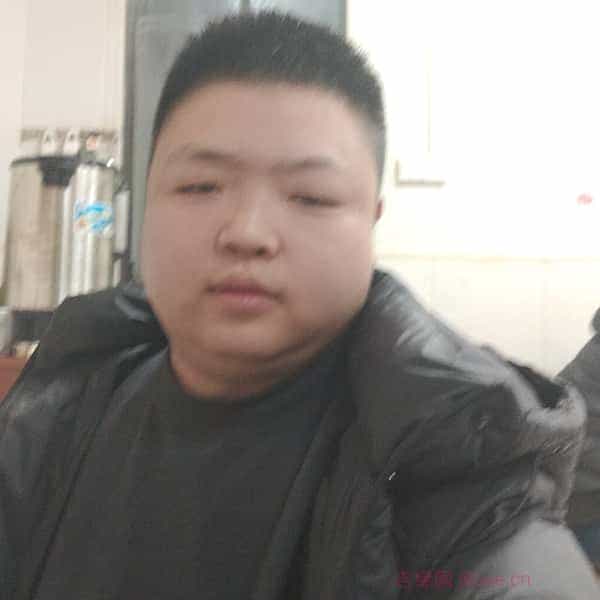 36岁岁山东单身帅哥 - 泸州吉缘网