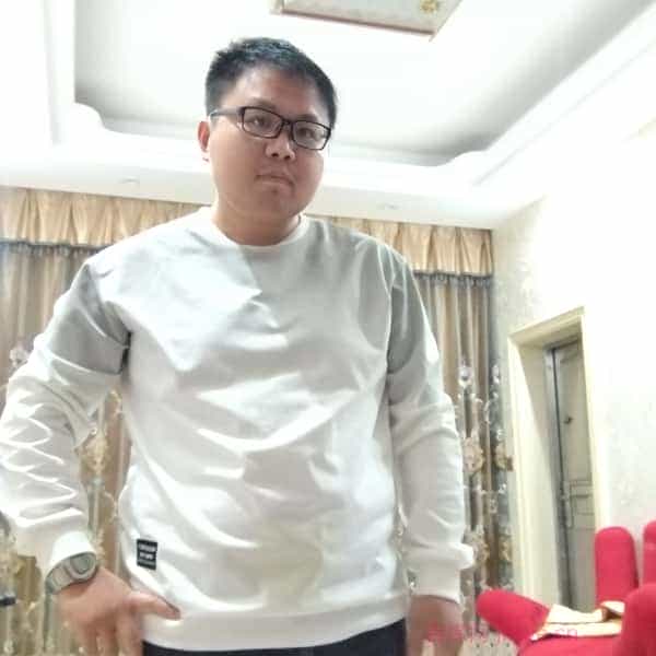 33岁岁江苏单身帅哥 - 泸州吉缘网