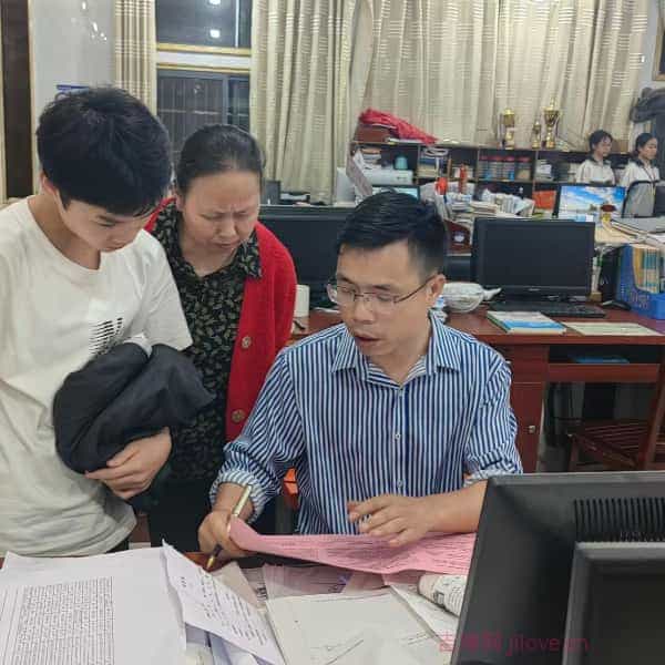 36岁岁湖南单身帅哥 - 泸州吉缘网