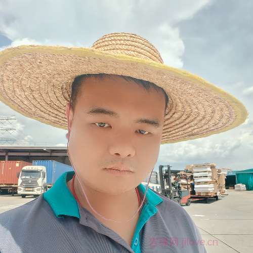 33岁岁湖南单身帅哥 - 泸州吉缘网